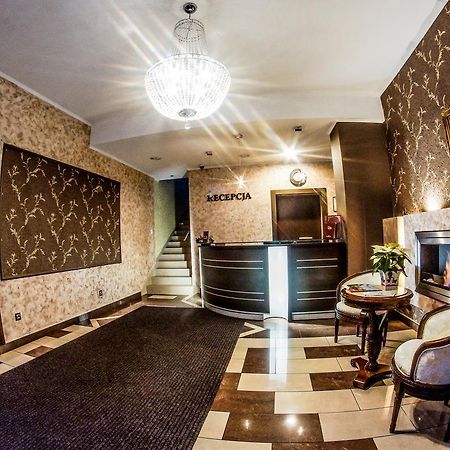 Hotel City Грудзёндз Экстерьер фото