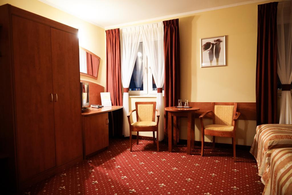 Hotel City Грудзёндз Номер фото